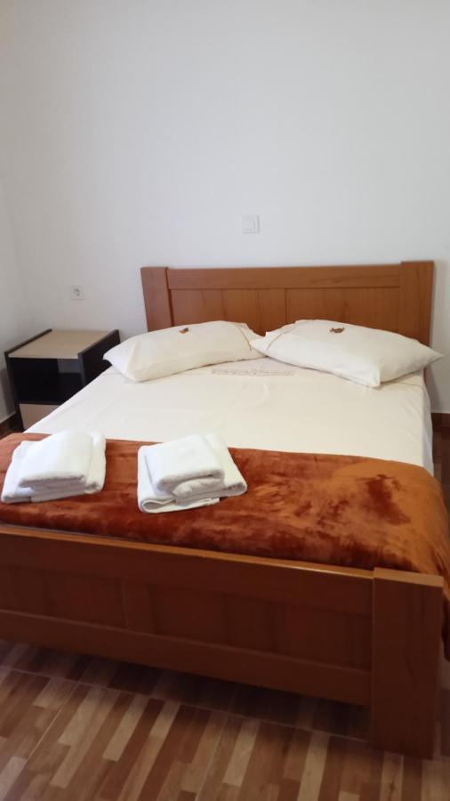 Tolis Rooms Himare Ngoại thất bức ảnh