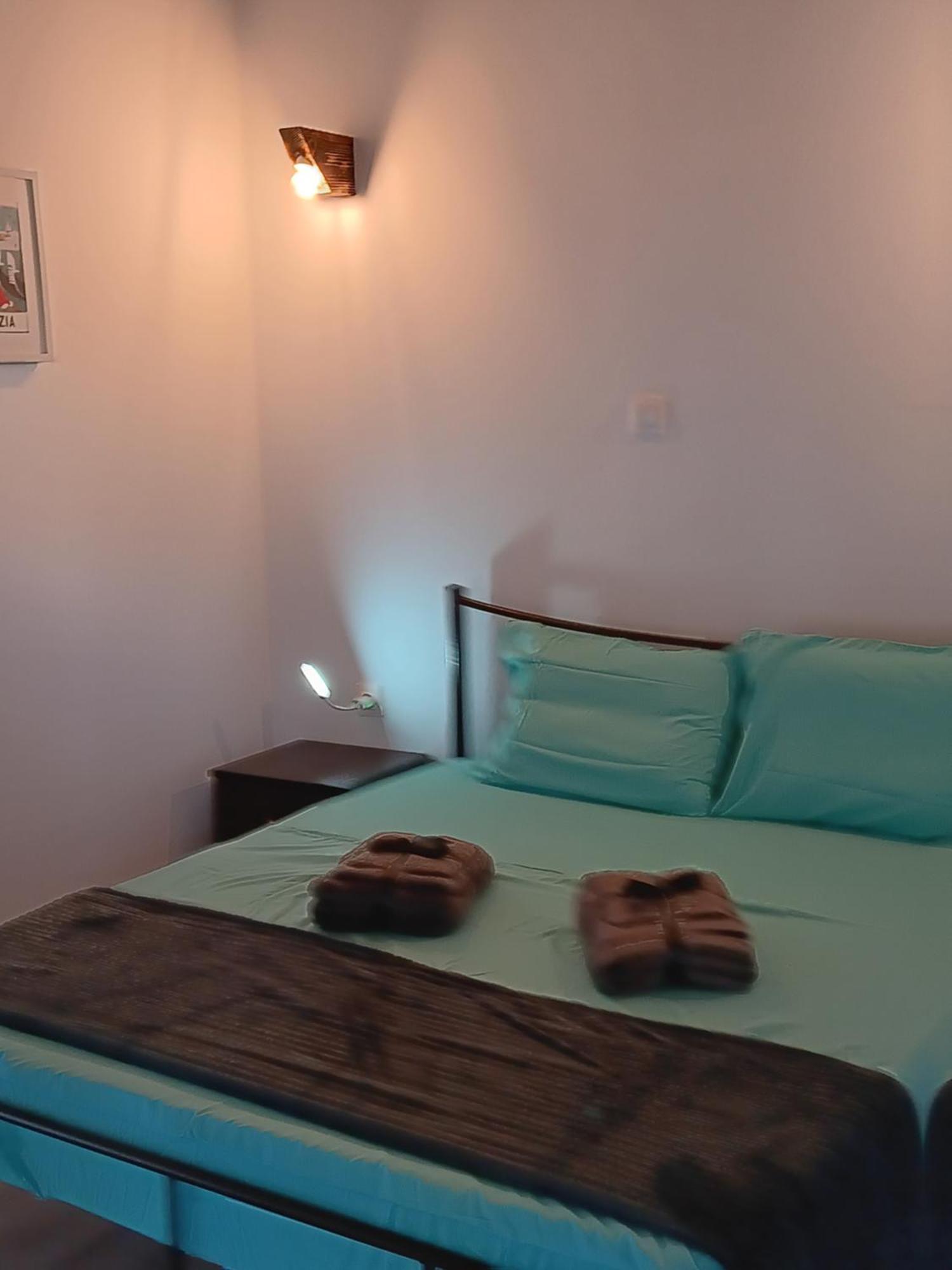 Tolis Rooms Himare Ngoại thất bức ảnh