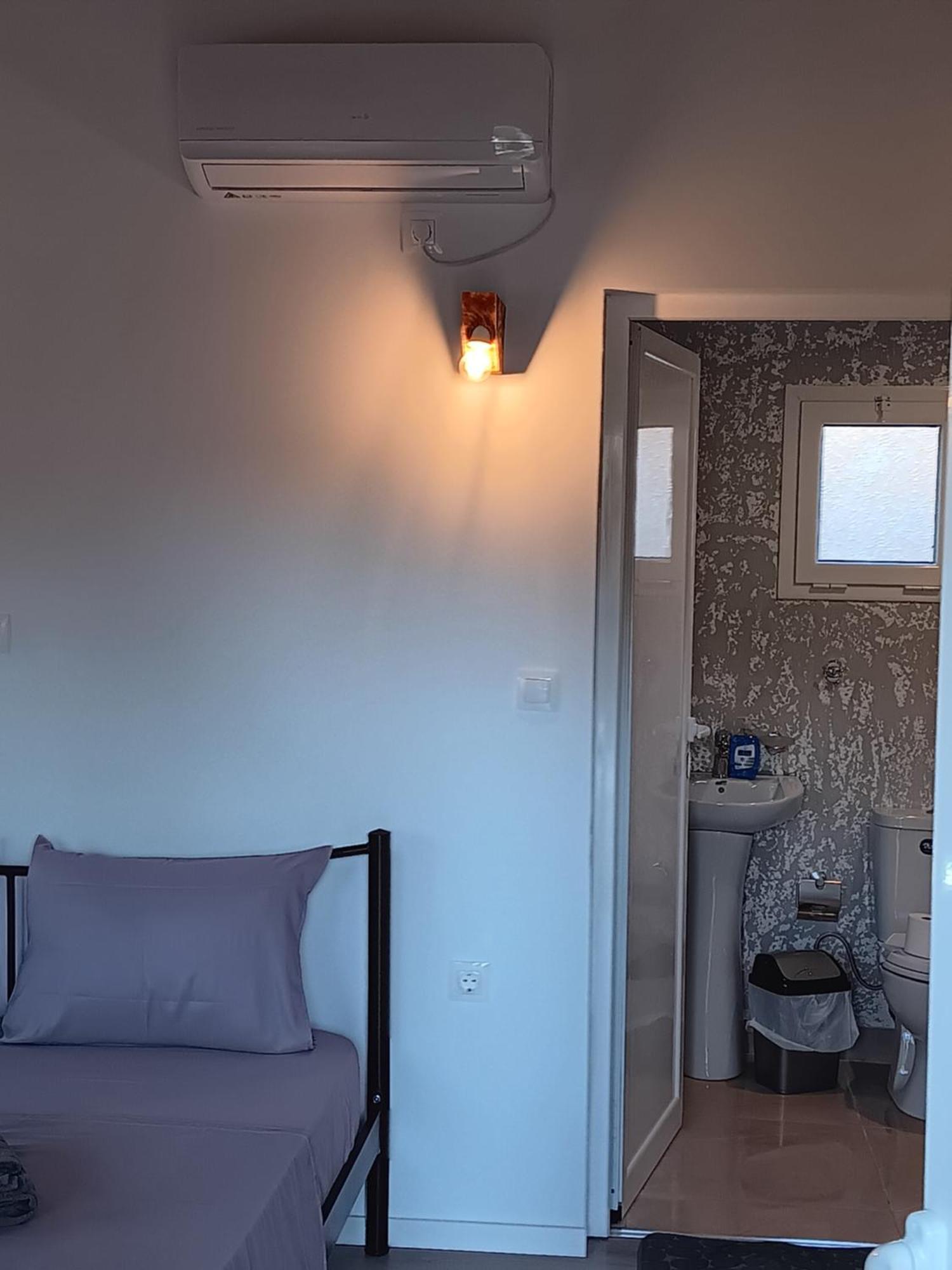 Tolis Rooms Himare Ngoại thất bức ảnh