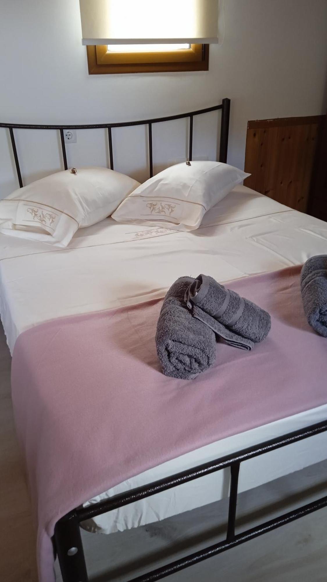 Tolis Rooms Himare Ngoại thất bức ảnh