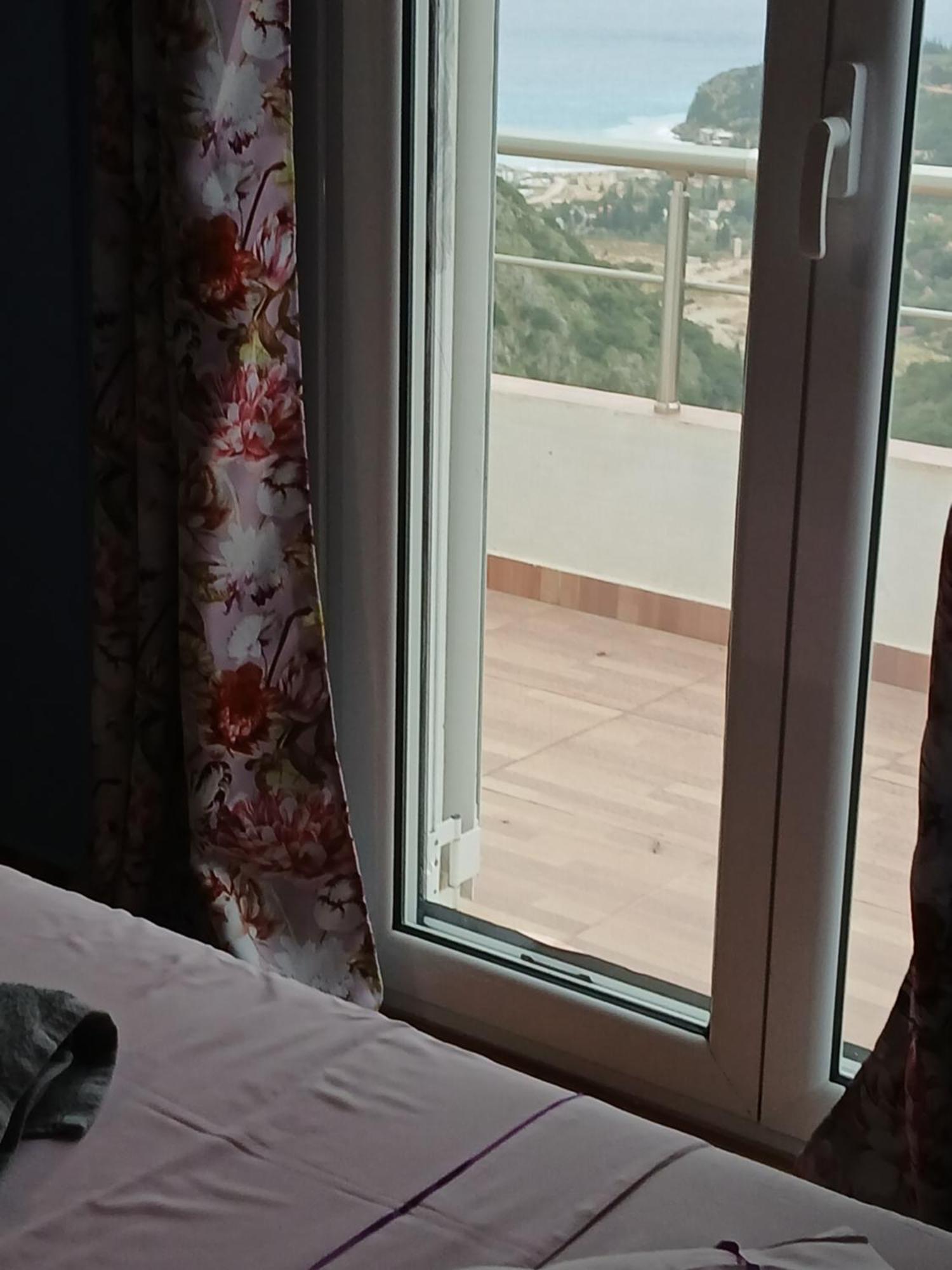 Tolis Rooms Himare Ngoại thất bức ảnh